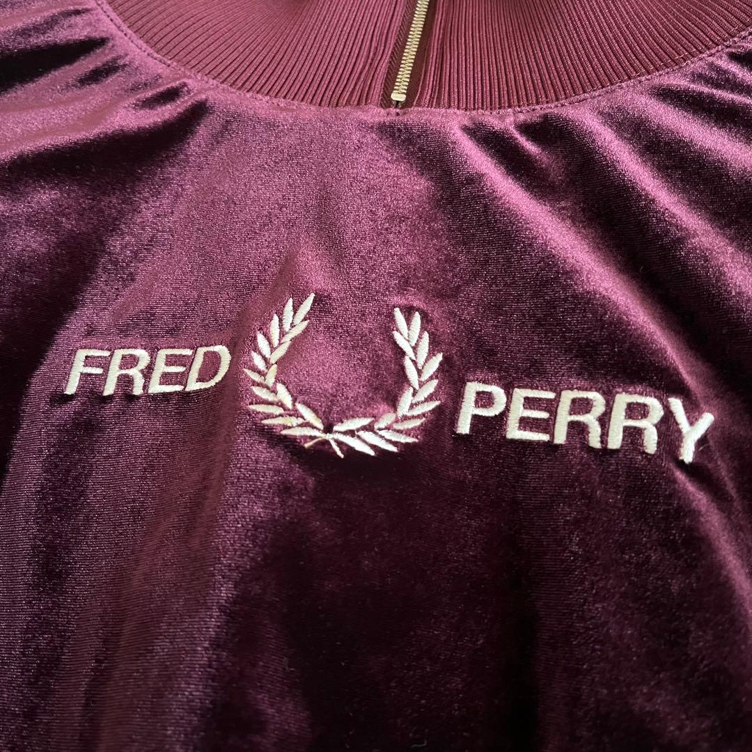 未使用級レア✳︎FRED PERRY ハーフジッププルオーバー　スウェット　ベロア