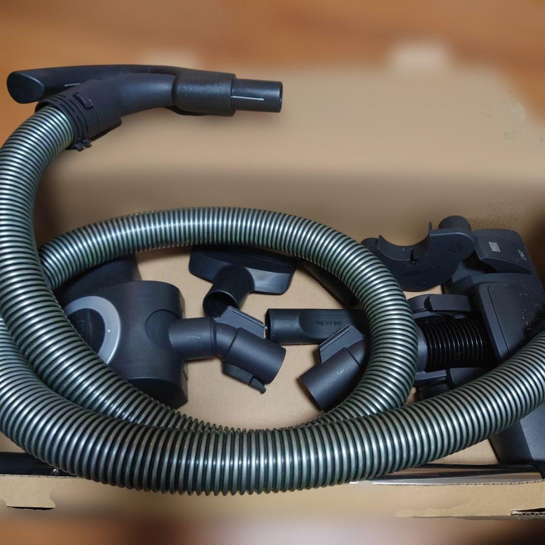 掃除機・クリーナー Miele Compact C2 Cat & Dog PowerLine