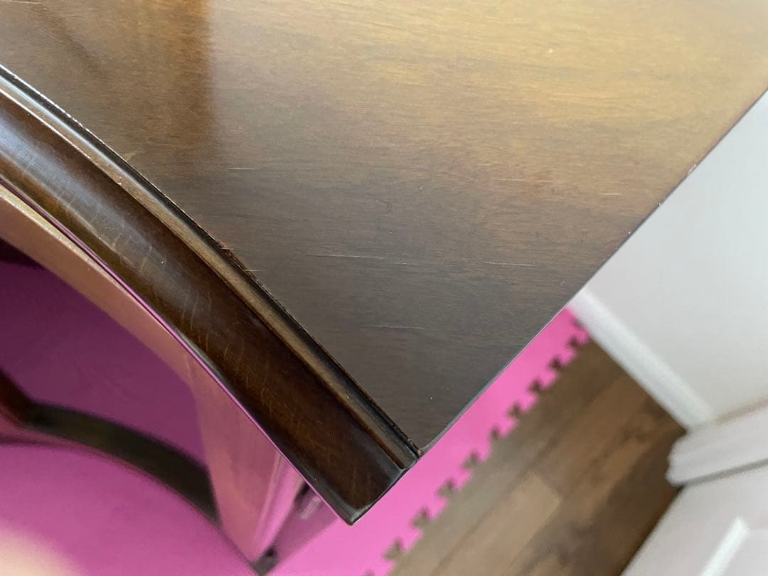 カリモク木製コーナーキャビネット ガラス扉付き