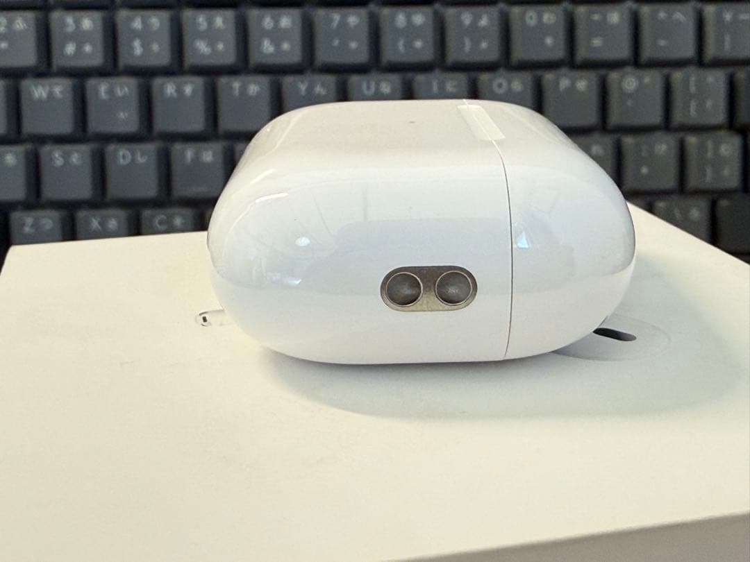 AirPods Pro（第2世代）USB-C 充電ケース付き