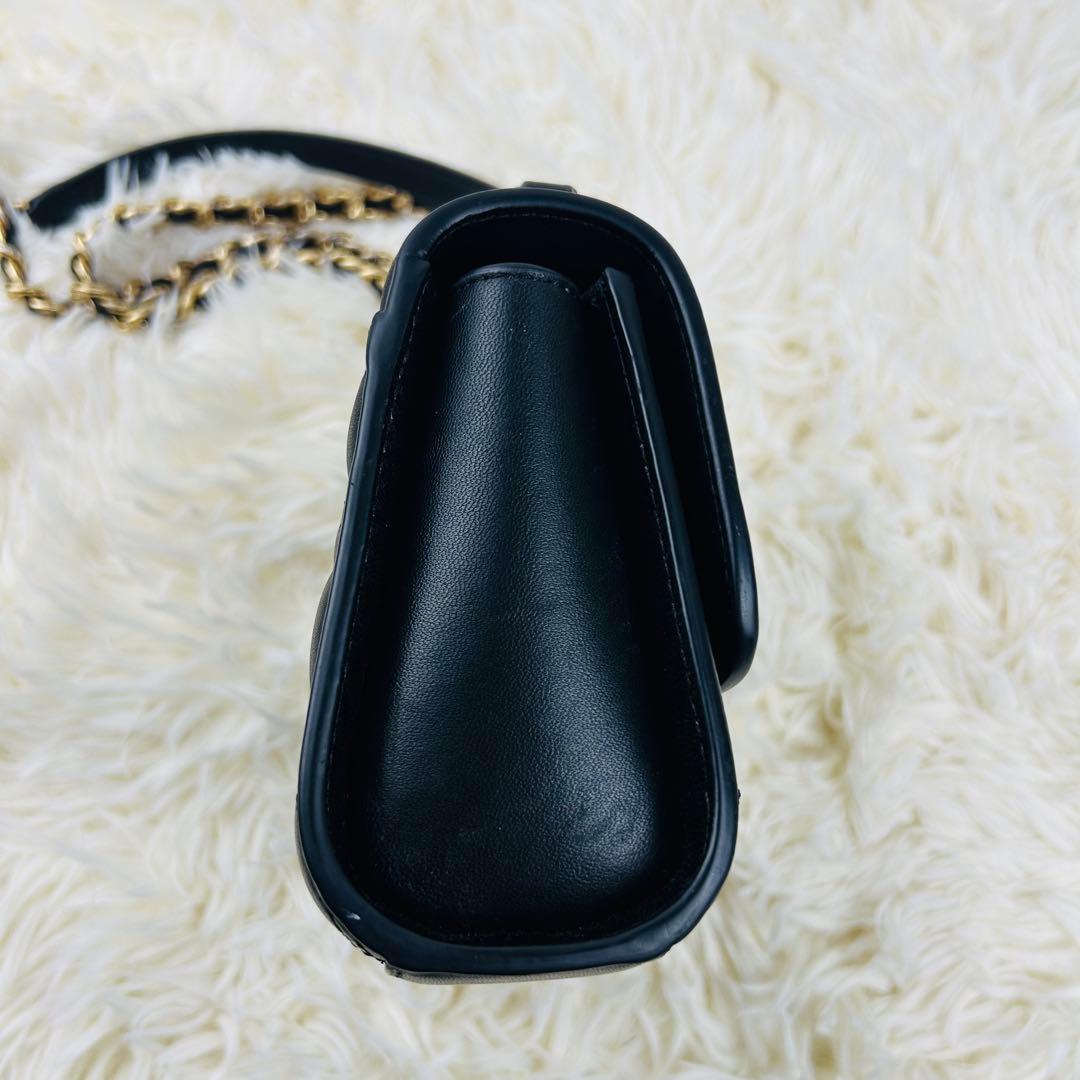 トリーバーチ＊キルティング クロスボディ ゴールドチェーン レザーブラック