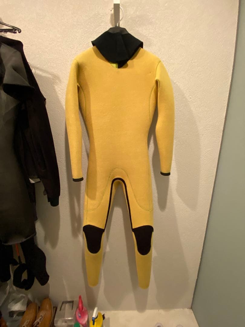 DEUS セミドライ　M ブラック 5m