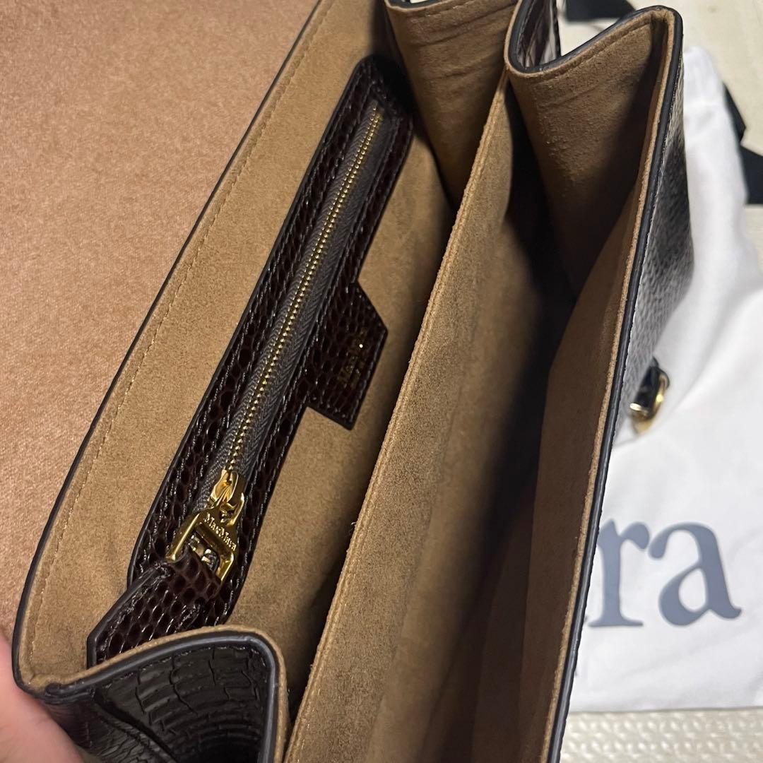 Maxmara マックスマーラ　クロコ型押し　クラッチバッグ　ロゴバックル
