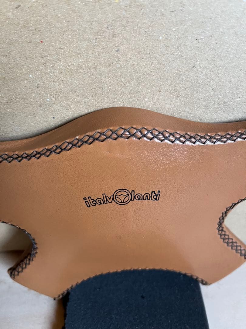 イタルボランテ　ウッドステアリング　36・5cm 中古品