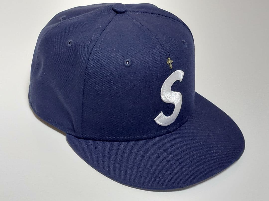 【極美品】 Supreme　Gold Cross　S Logo　New Era