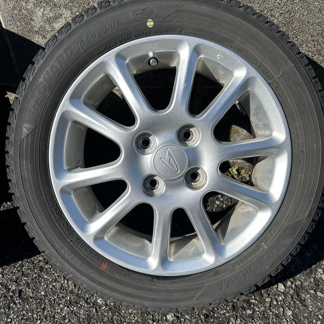 【ダイハツ純正品】アルミホイールと2020年製造スタッドレス４本セット②２本分