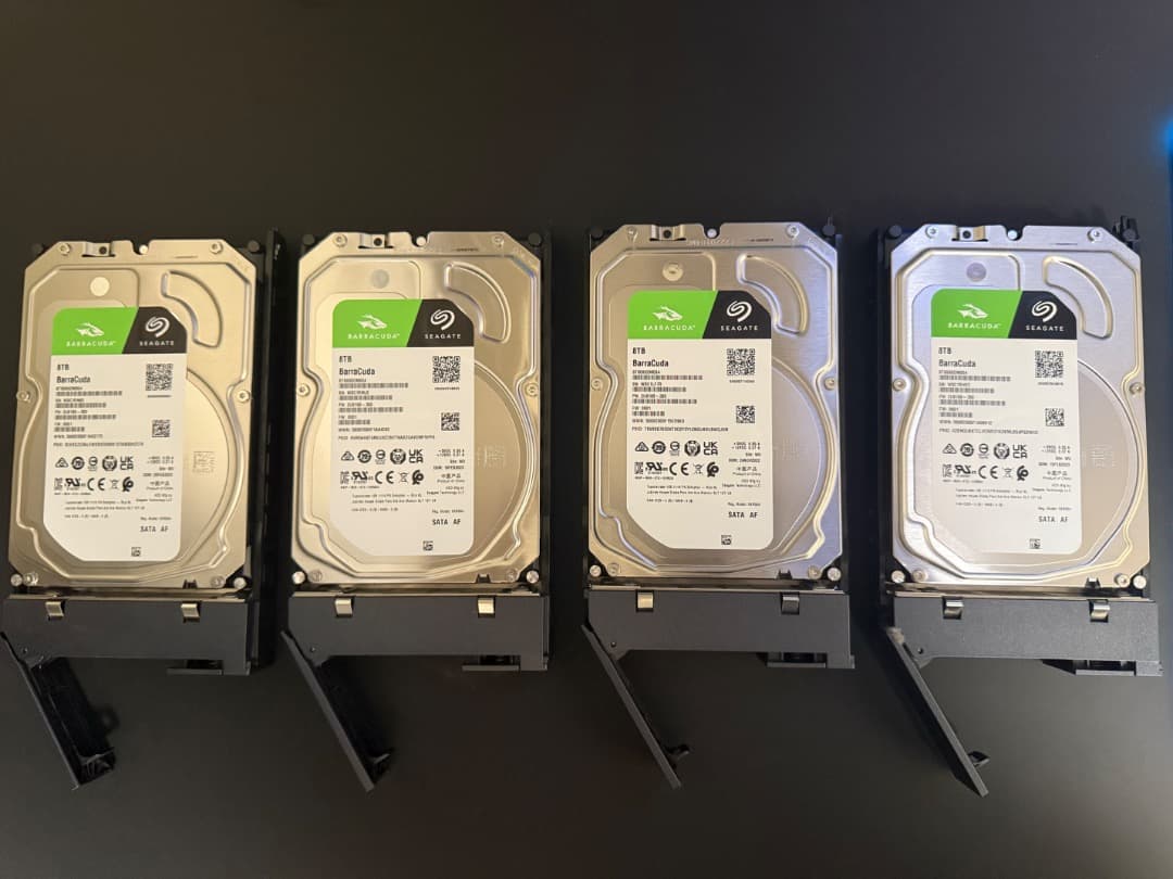 Promise Pegasus2 R4 HDD 32TB（8TB×4）
