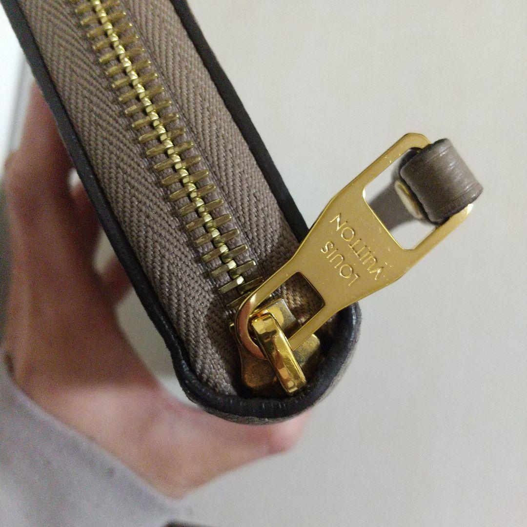 LOUIS VUITTON アンプラント ジッピーウォレット