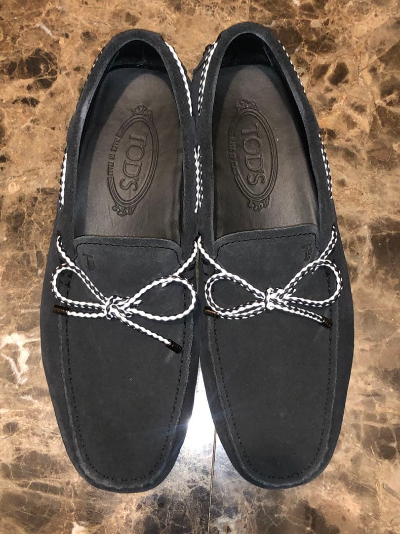 TODS スウェード　ドライビングシューズ　スリッポン