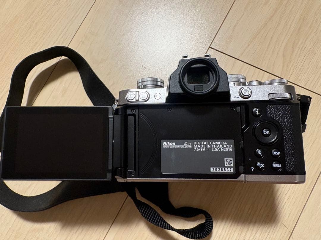Nikon Z fc ミラーレスカメラ16-50mm
