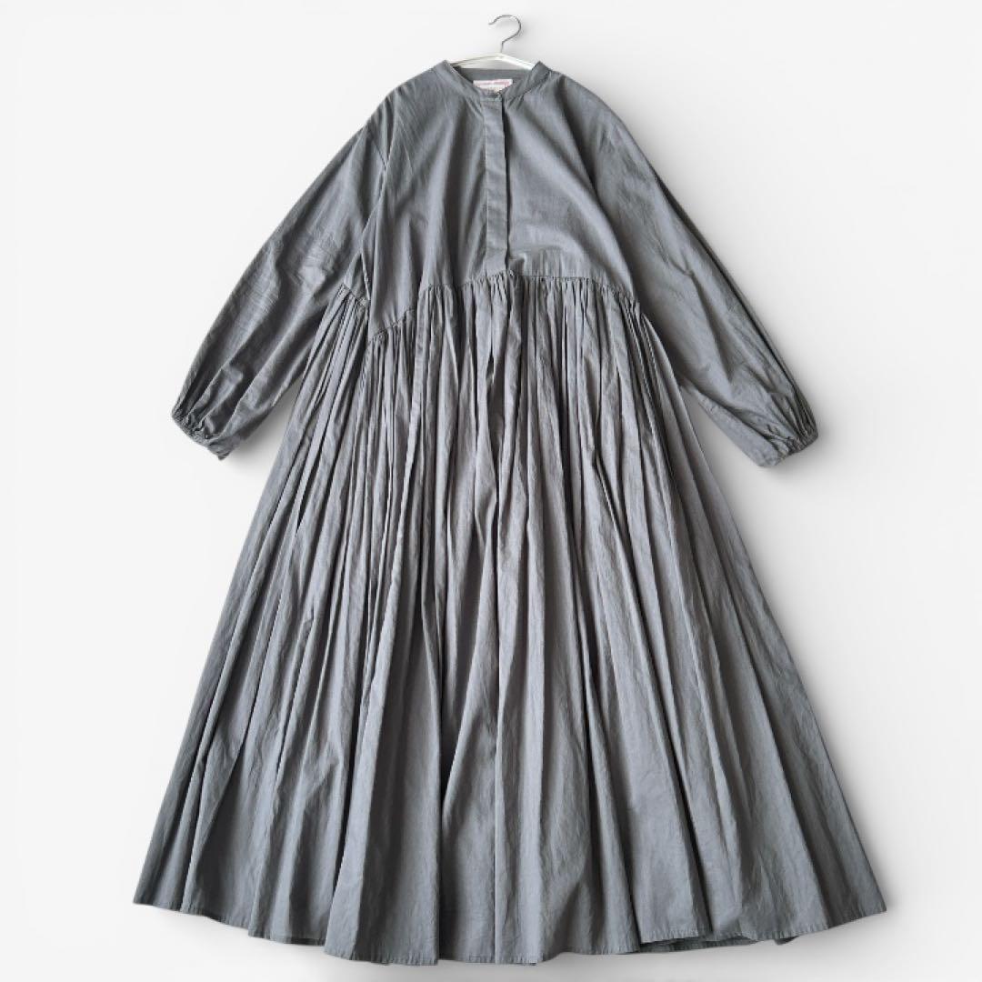 BEARDSLEY✨ギャザーロングワンピース　ゆったり　洗える　グレー　綿100