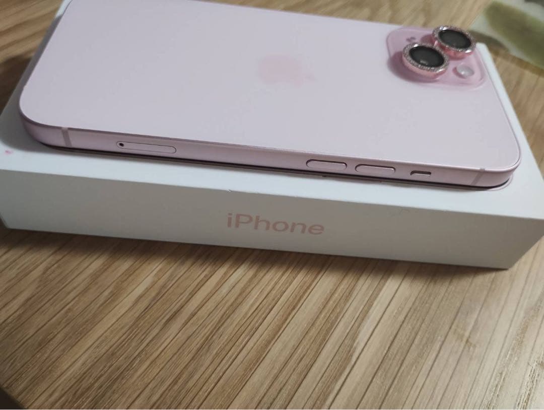 iPhone 15 128GBピンク