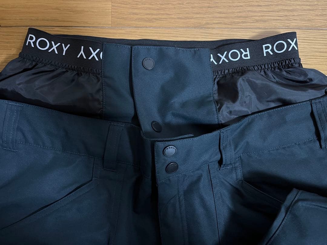 ROXY スノーボードウェア レディース 上下セット（上:ピンク/下:黒）