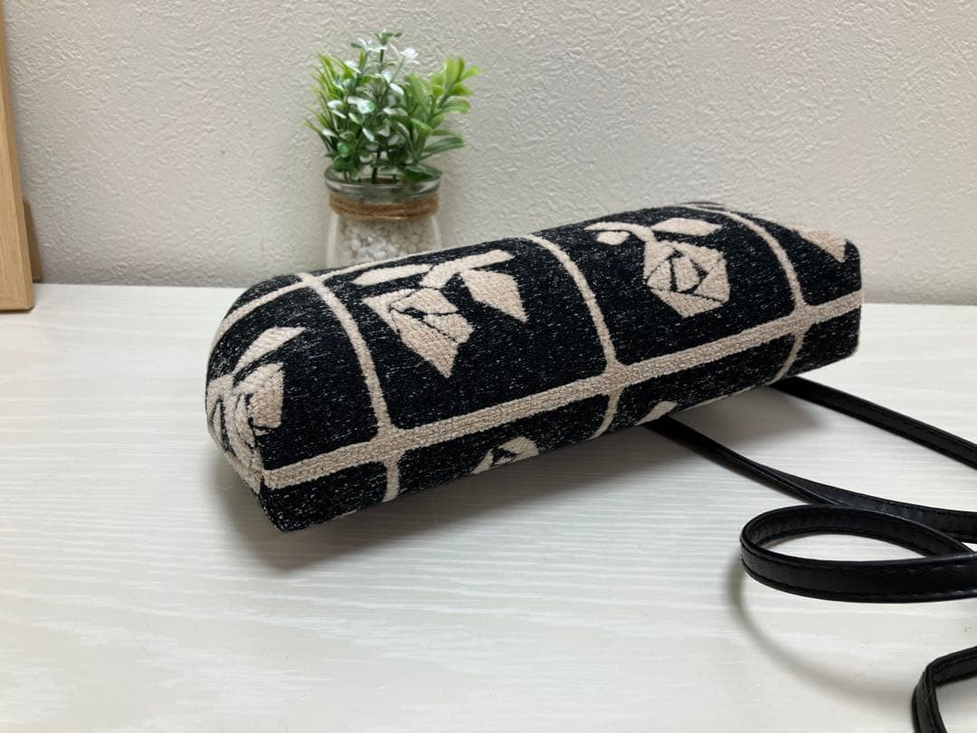 【専用です】ミナペルホネン　LULU がま口ポシェット　ハンドメイド