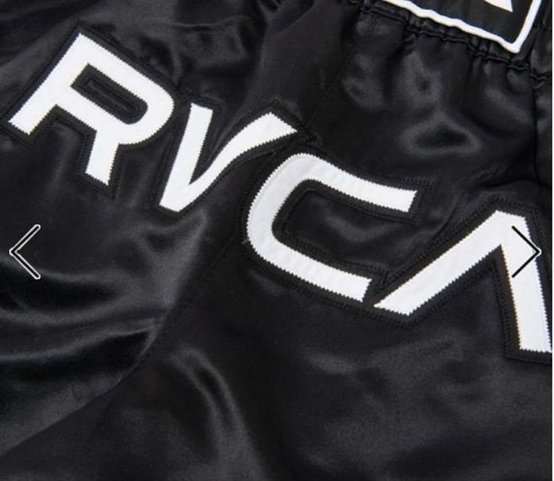新品　RVCA SPORTルーカ スポーツ　ショーツ　L　黒ｘ白(格闘技）