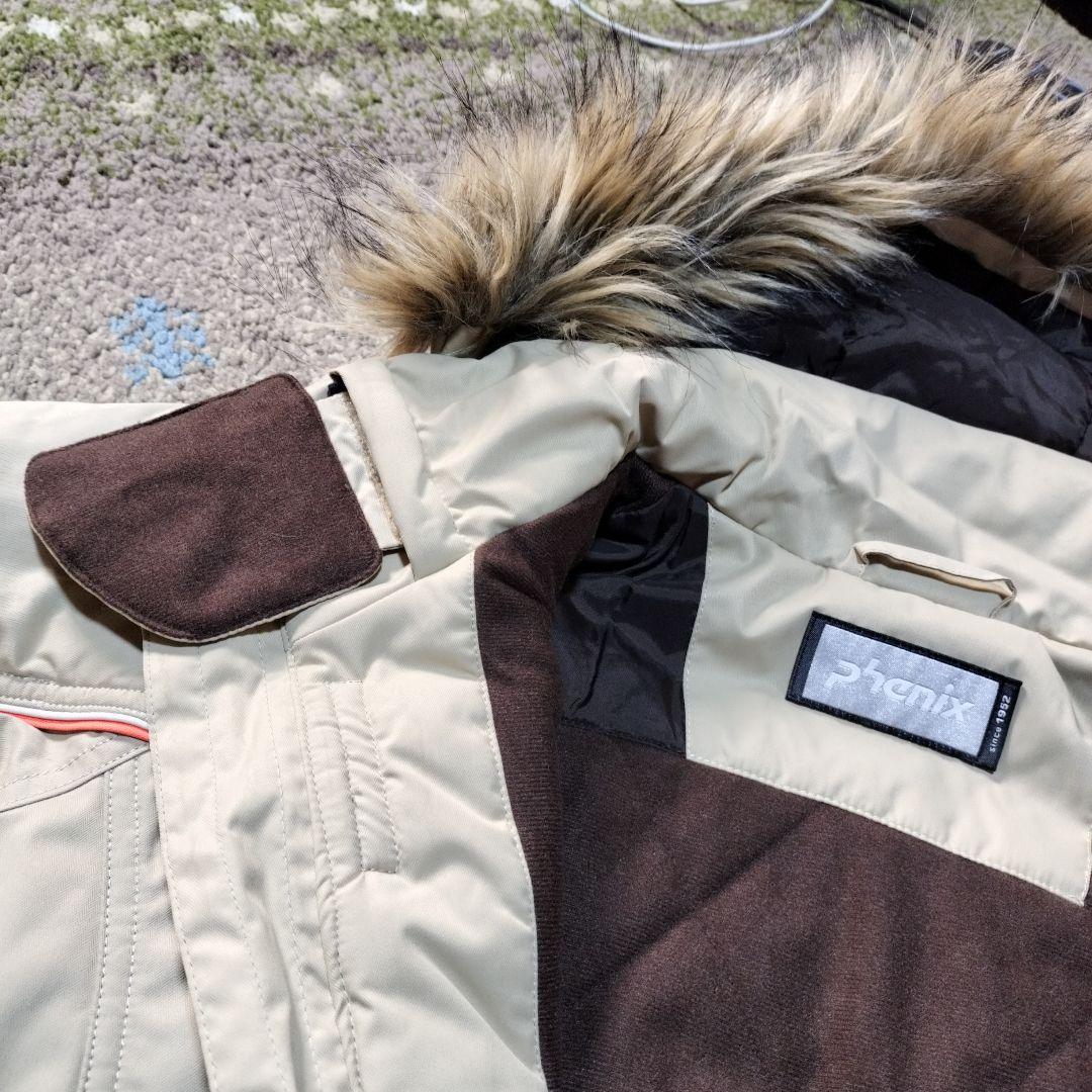 美品　PHENIXスキーウェア　レディス上下　　スキ上下　スノボウェア　ベージュ