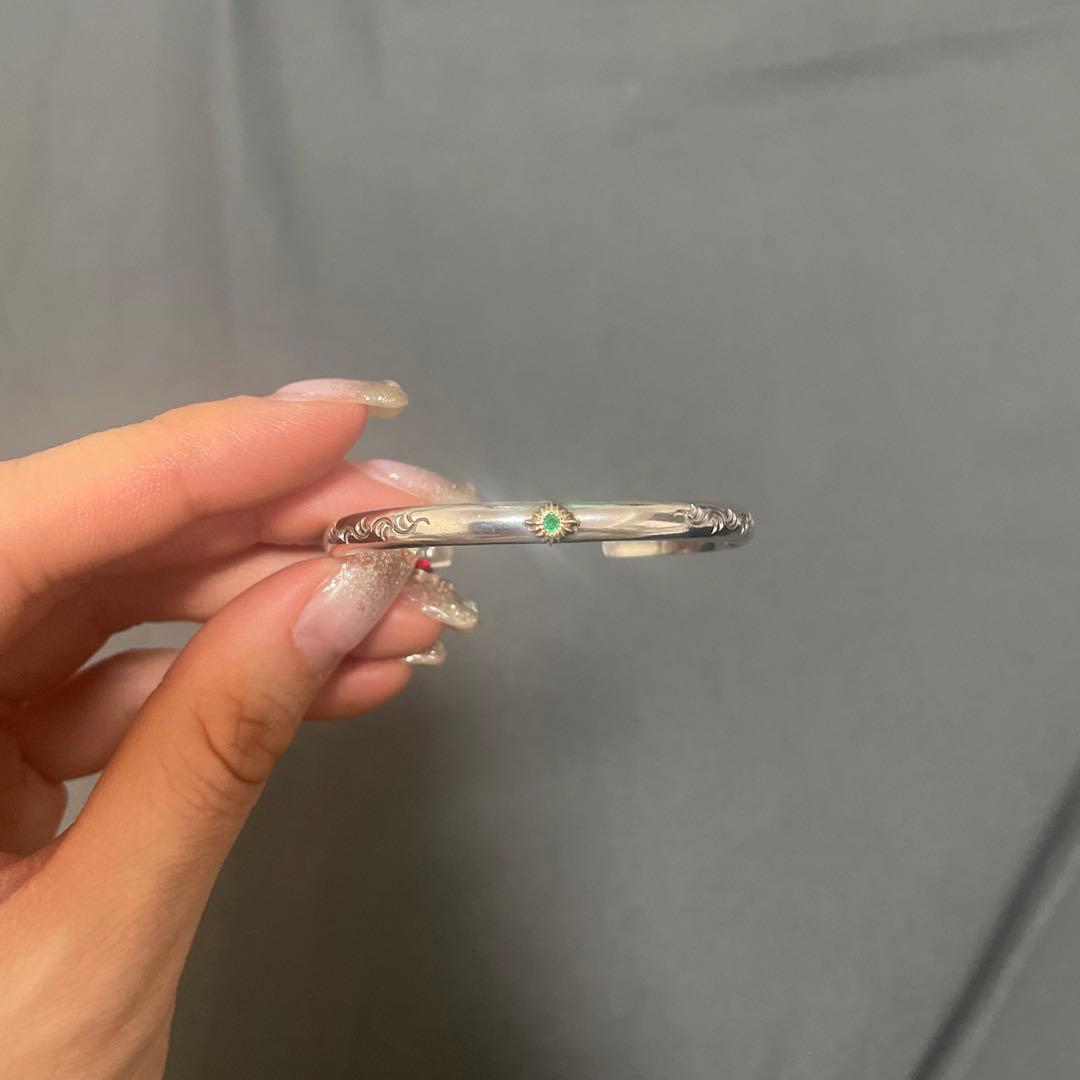 アリゾナフリーダム バングル エメラルド付き K18