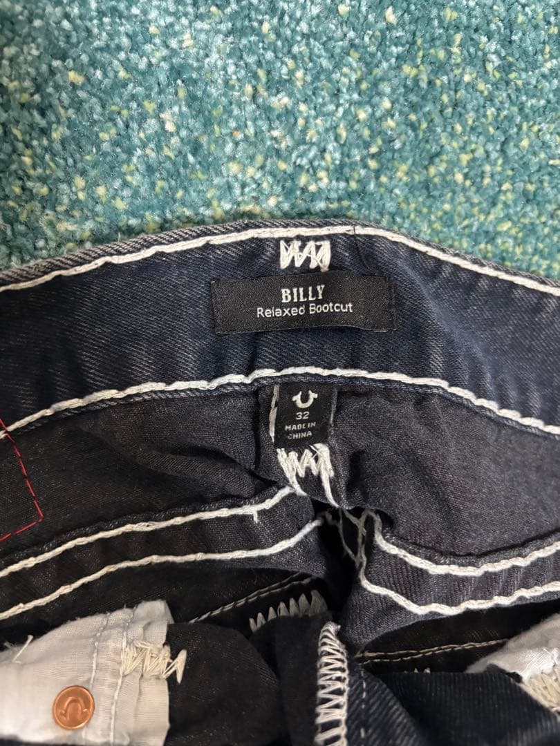 パンツ True Religion Billy Relaxed Bootcut 32