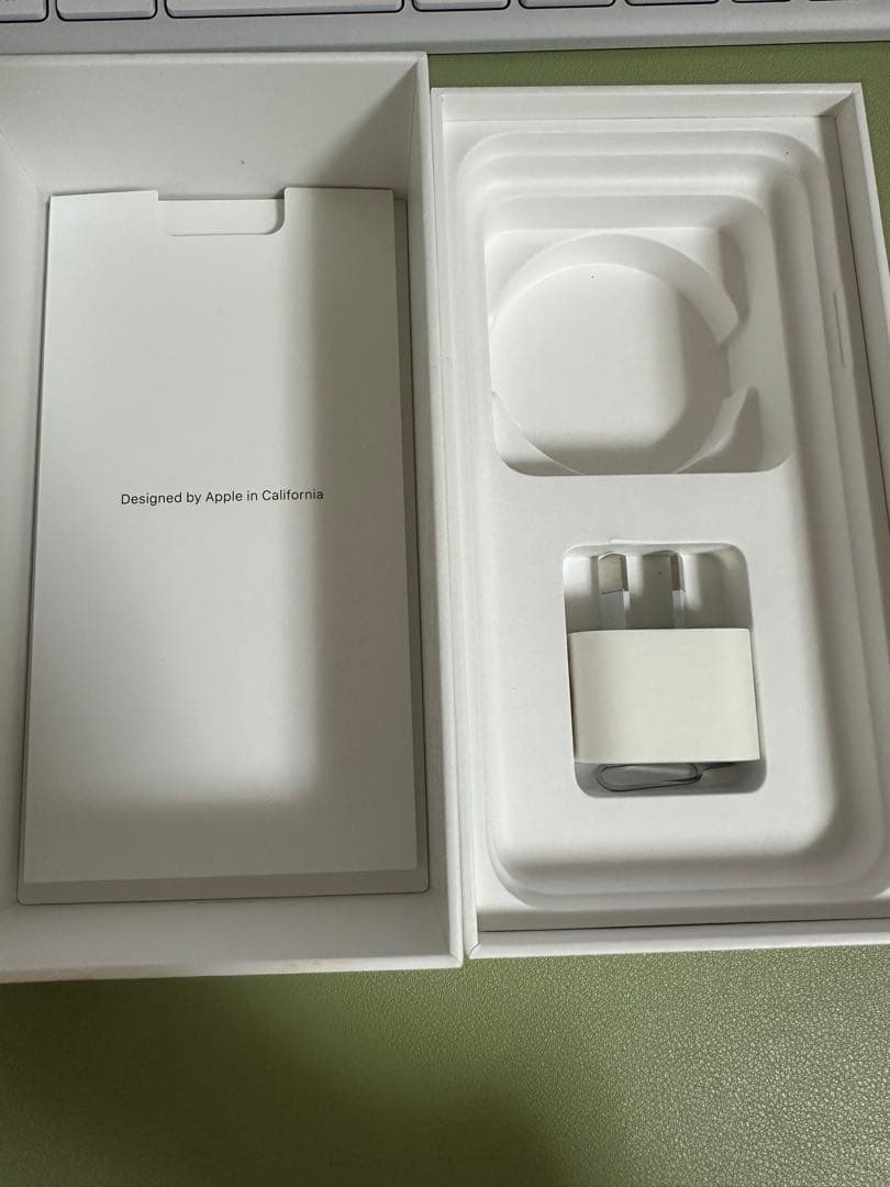 iPhone XR 128GB ブルー SIMフリー オーストラリア輸入品