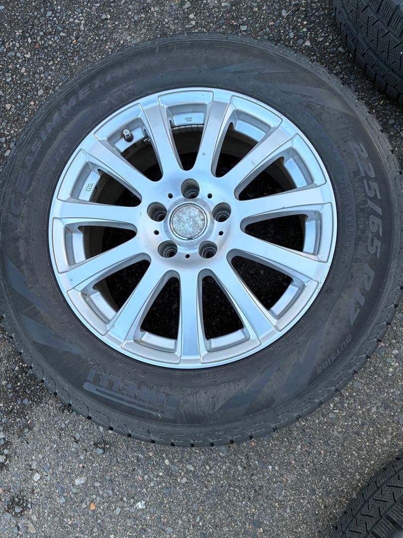 17インチ スタッドレスタイヤホイール4セット