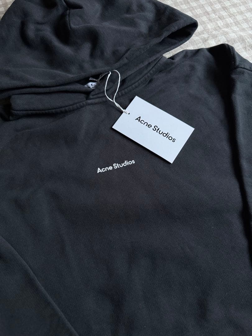 Acne Studios アクネ ストゥディオズ ロゴスウェット パーカー