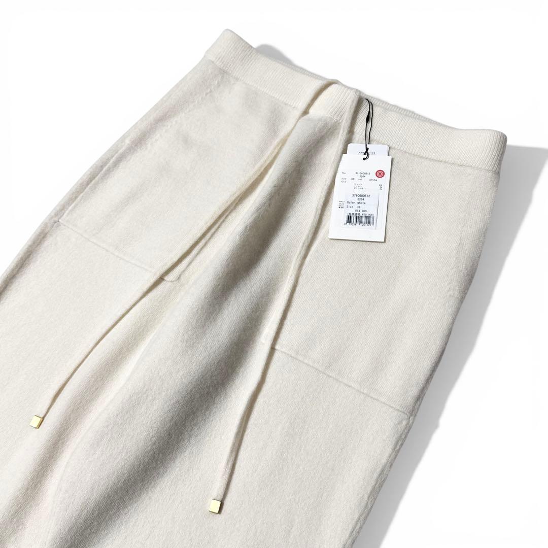 新品タグ付き✨️23AW　￥6.4万　エブール　メタルパーツカシミア ニットパンツ