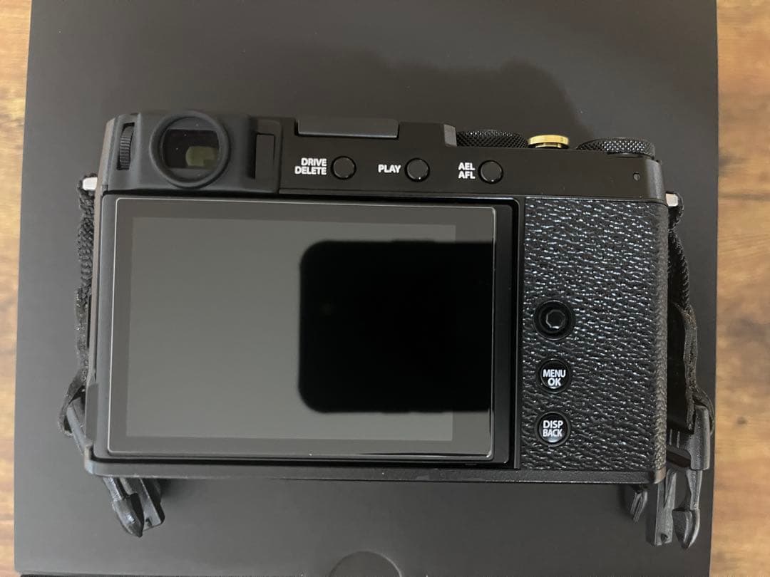 FUJIFILM X-E4 ミラーレス一眼 本体