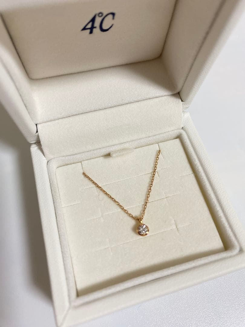 黒麻　　4℃　ヨンドシー　K10 ピンクゴールド一粒ダイヤモンドネックレス