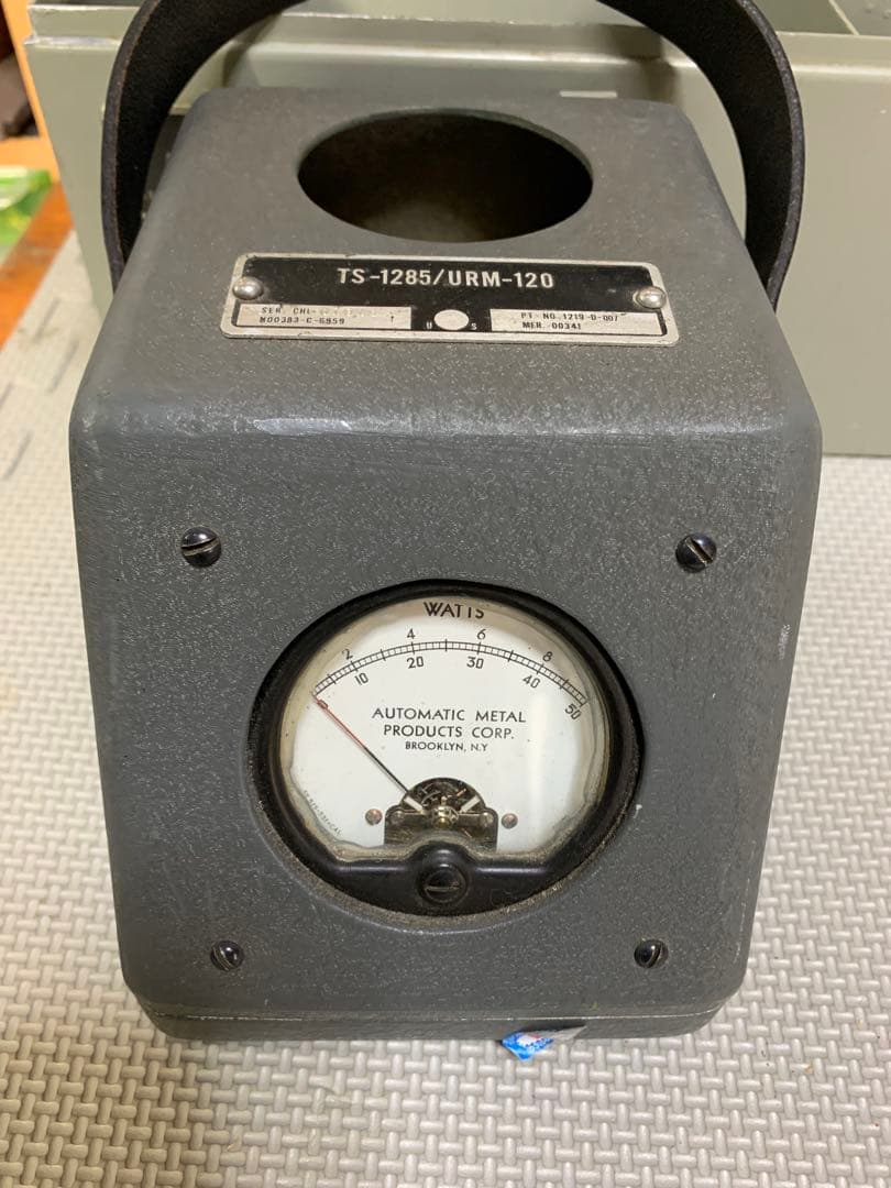 AN/URM-120型ワットメーター