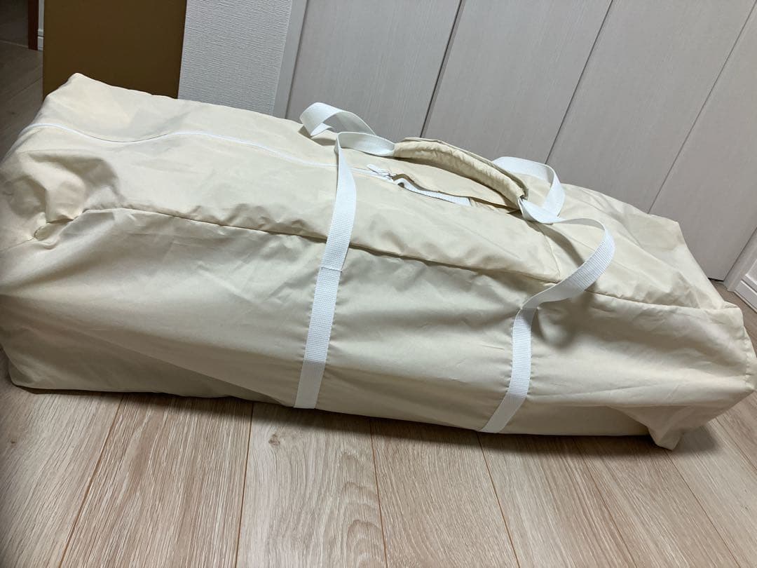 アップリカ　ココネルエアー　ホワイト