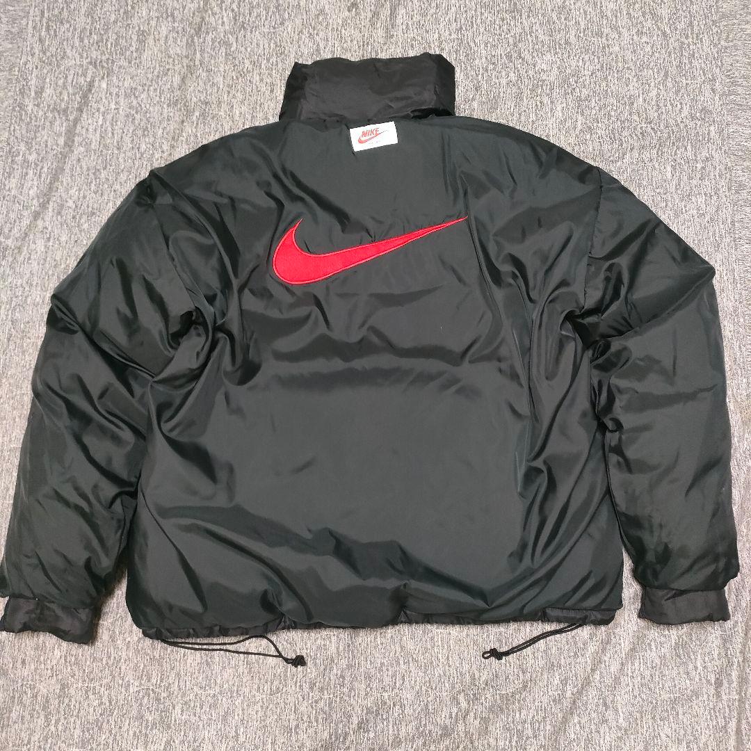 入手困難 大きいサイズ NIKE ダウンジャケット ロゴ 刺繍 リバーシブル 黒