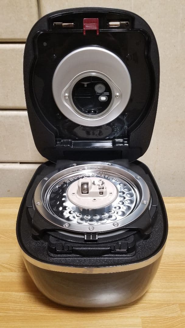 ☆おのまとぺ☆2020年製☆ご泡火炊き☆タイガー圧力IH炊飯器 5.5合