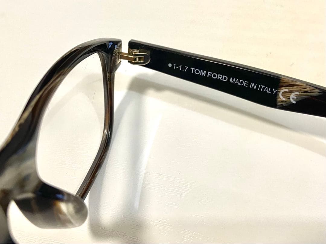 【未使用正規品】TOMFORD イタリア製 TF5430-F 54口17 145