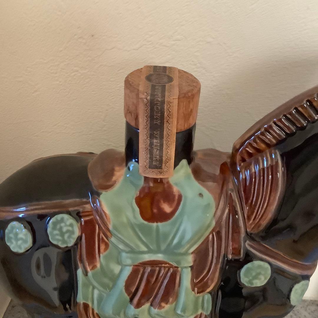 サントリー ウイスキー ローヤル 600ml 干支ボトル　午