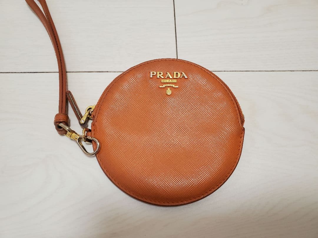 PRADA　ケース