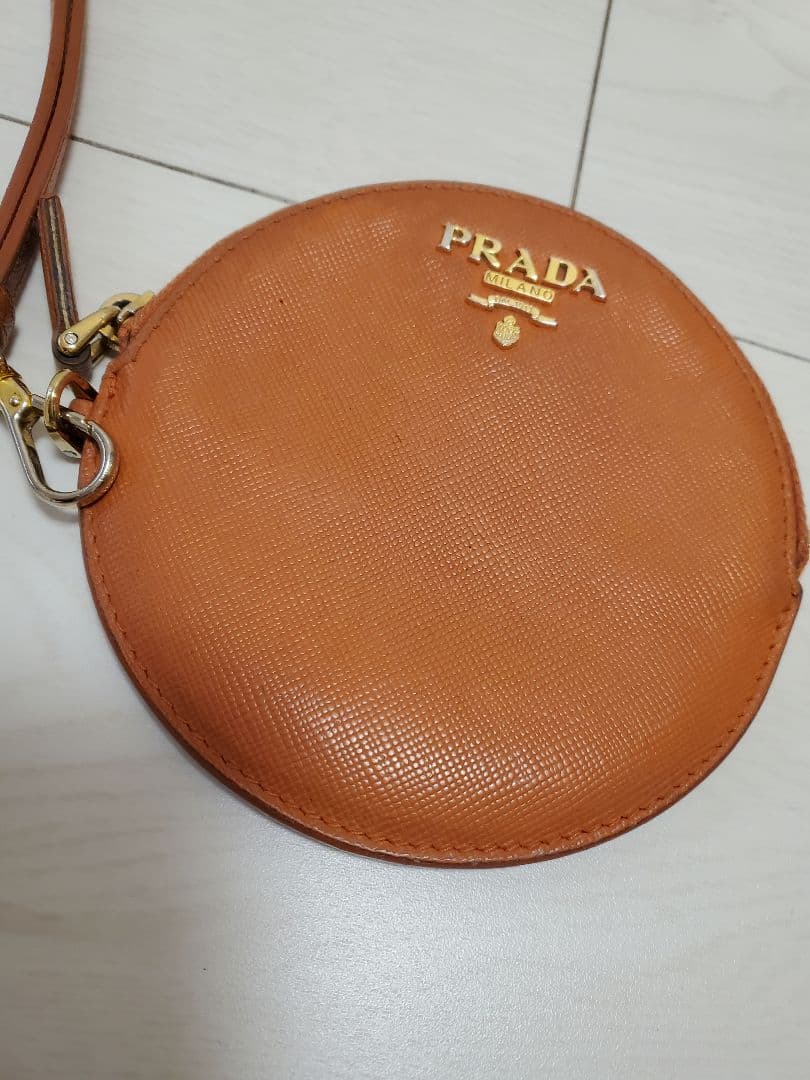 PRADA　ケース