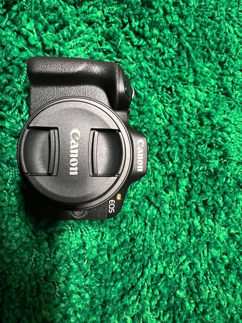 くみたろうさま専用　canon r50 ダブルズームキット