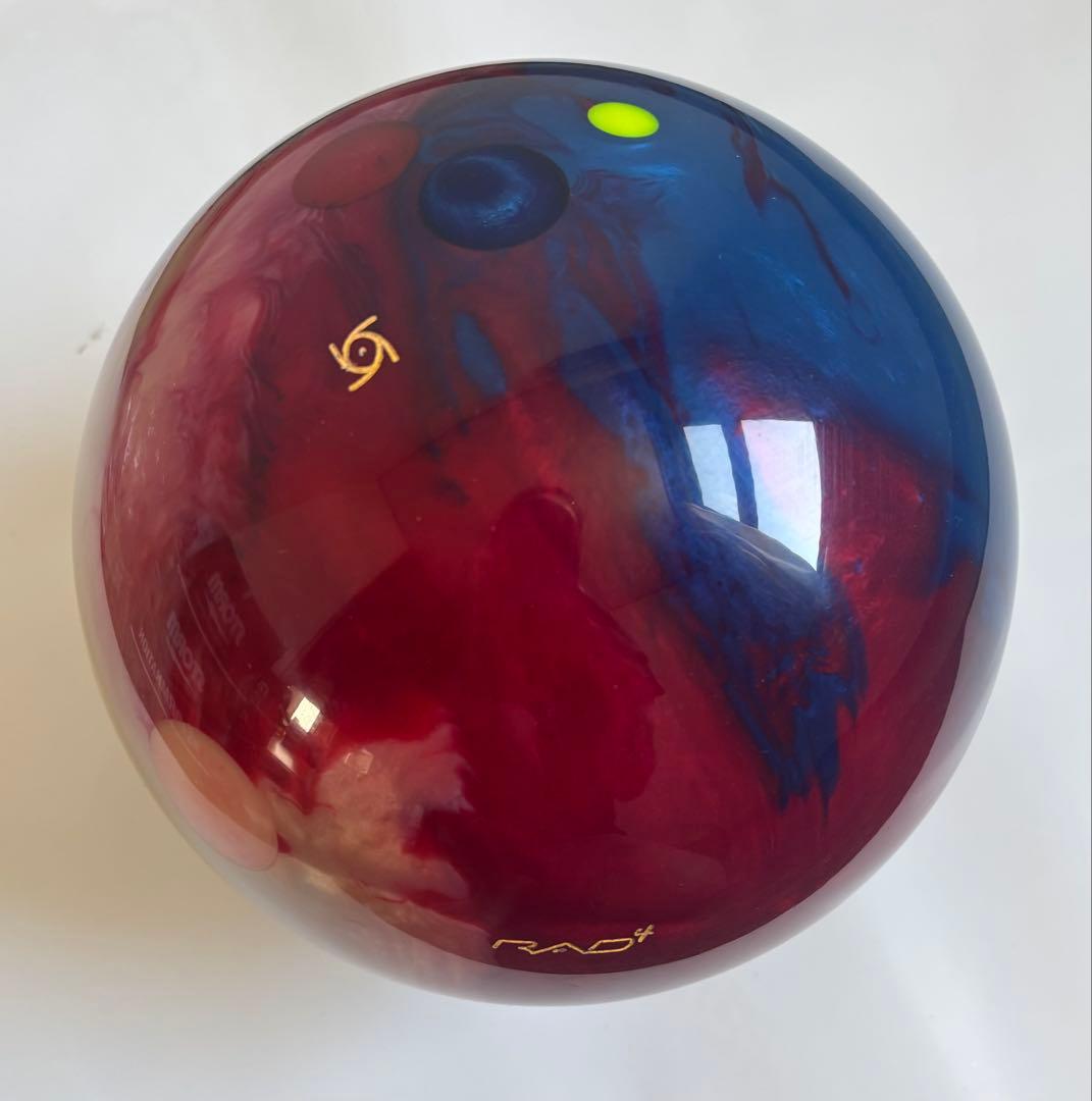 コードエクストリーム　15.2ポンド　ボウリングボール　ストーム　プラグ済