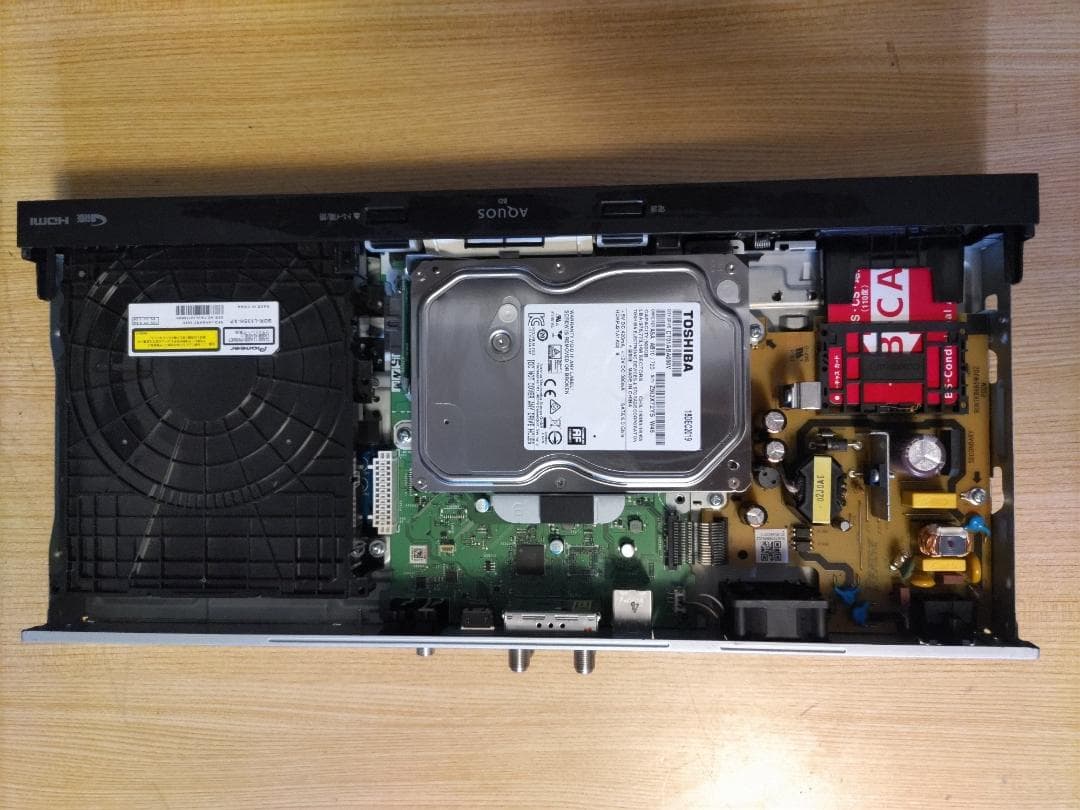 【訳あり】2B-C05BW1 SHARP BDレコーダー B-CASカード付