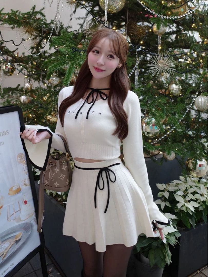 新品タグ ダーリッチ ウエストオープンリボンデザインニットミニワンピース フリー