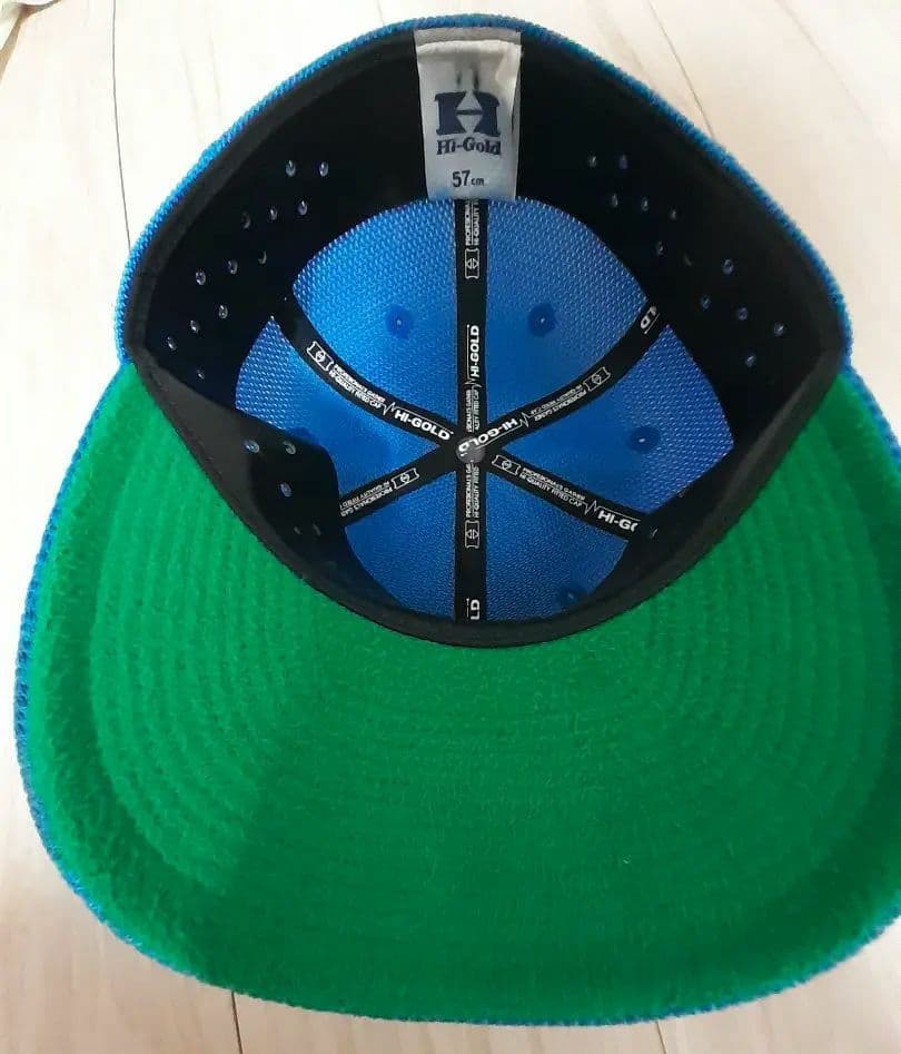 花咲徳栄高校　ユニフォームとキャップのセット 　高校野球