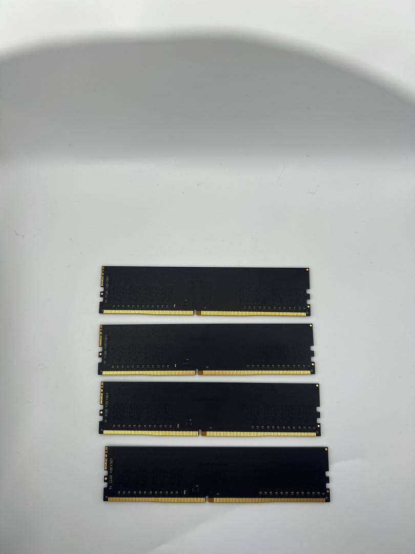 よ*こ様 DDR4 2400MHz 8GBメモリー4枚(計32GB)セット