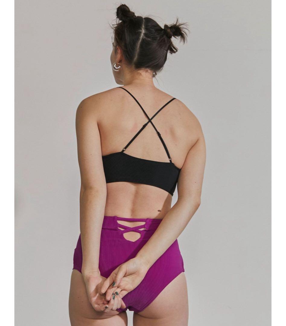 【未使用・完売品】UN3D. 水着　ブラトップ