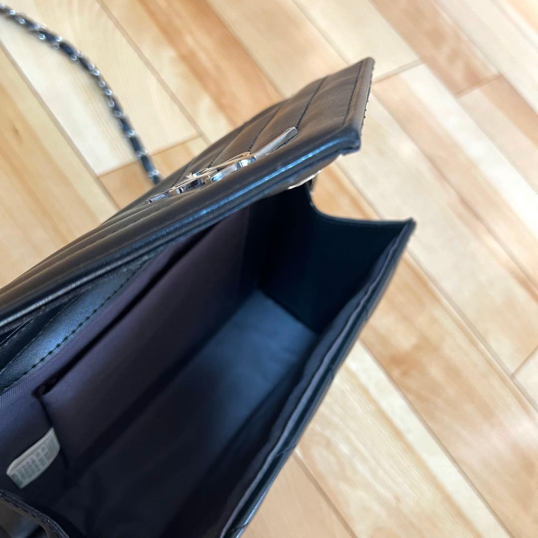 Yves Saint Laurent (イヴ・サンローラン) ショルダーバッグ