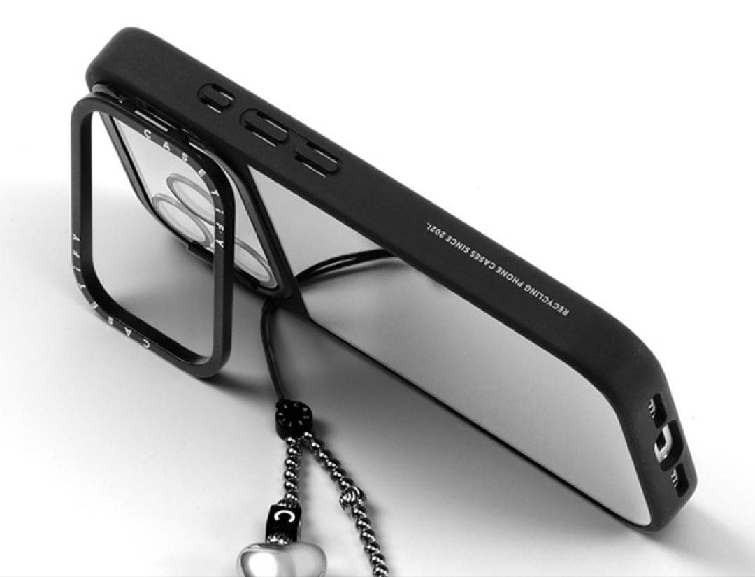 新品未使用CASSETiFYミラー iPhone17promax Magsafe