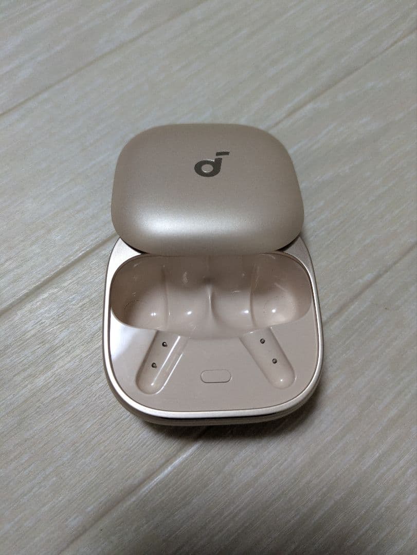 美品　Anker Soundcore Liberty 5 シャンパンゴールド