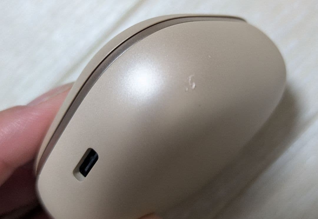 美品　Anker Soundcore Liberty 5 シャンパンゴールド