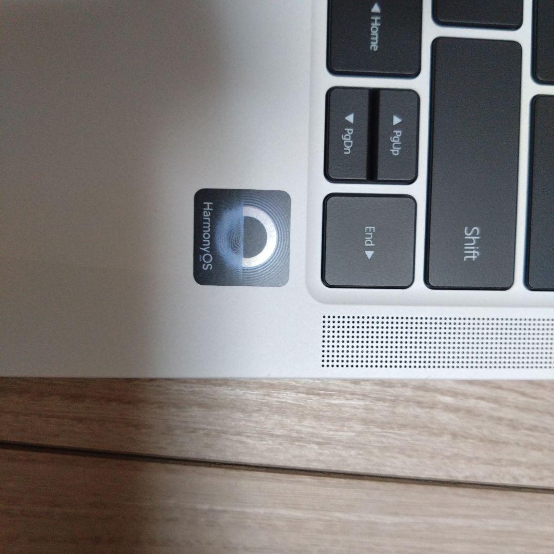 HUAWEI MateBook Pro ノートPC本体