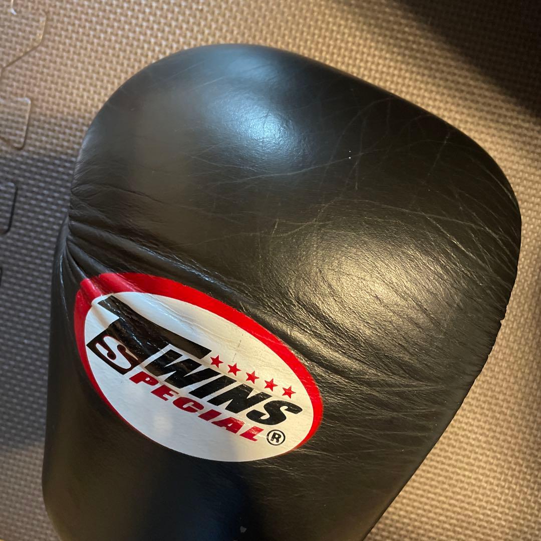 TWINS ボクシンググローブ 16oz