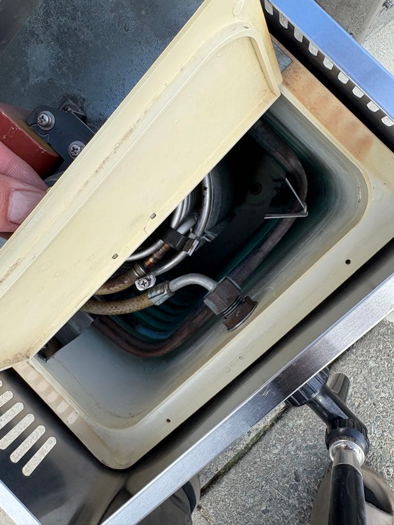 アサヒビールサーバー　通電確認済み